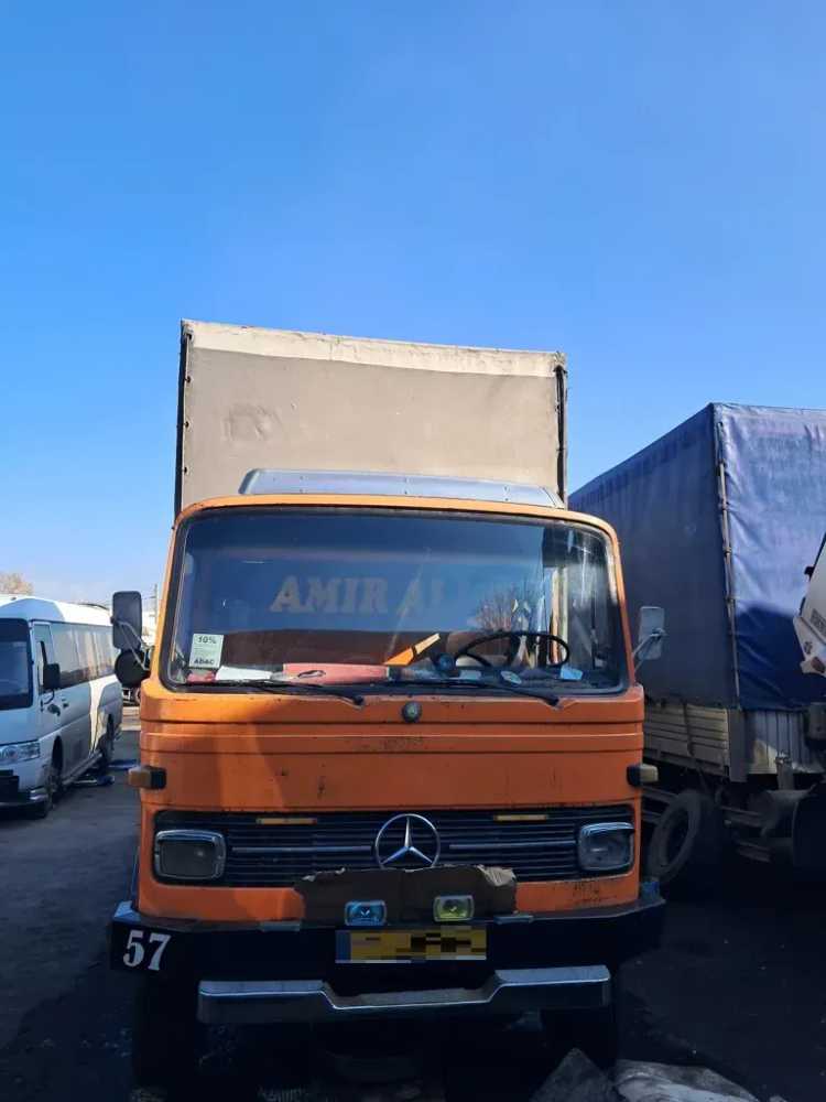 آگهی فروش کامیونت اتاق دار مرسدس بنز LP 608