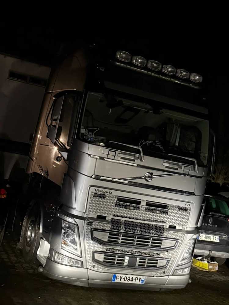 آگهی فروش کشنده ولوو FH 540