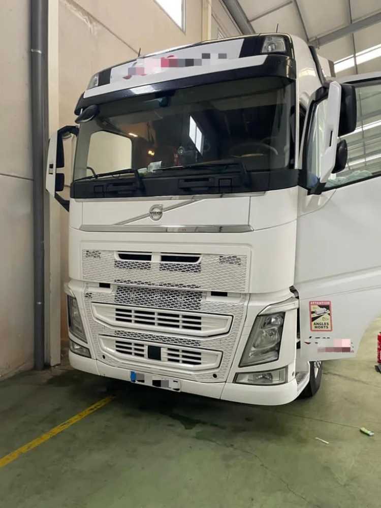 آگهی فروش کشنده ولوو FH 500