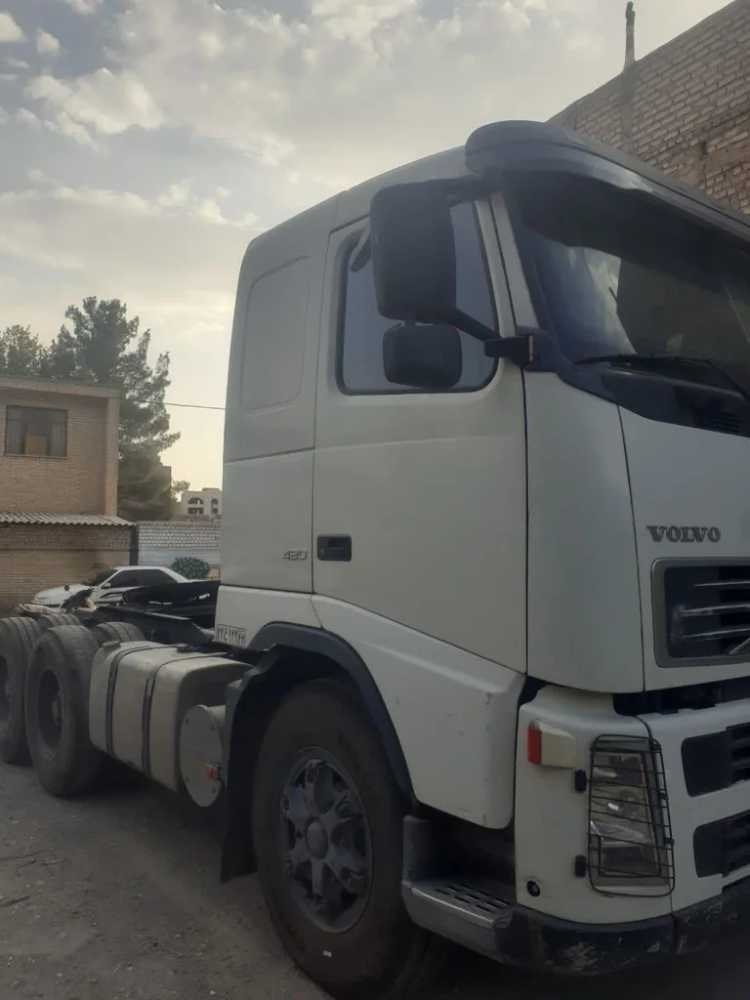 آگهی فروش کشنده ولوو FH 420