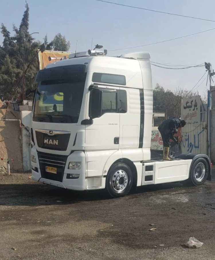آگهی فروش کشنده مان 18.500