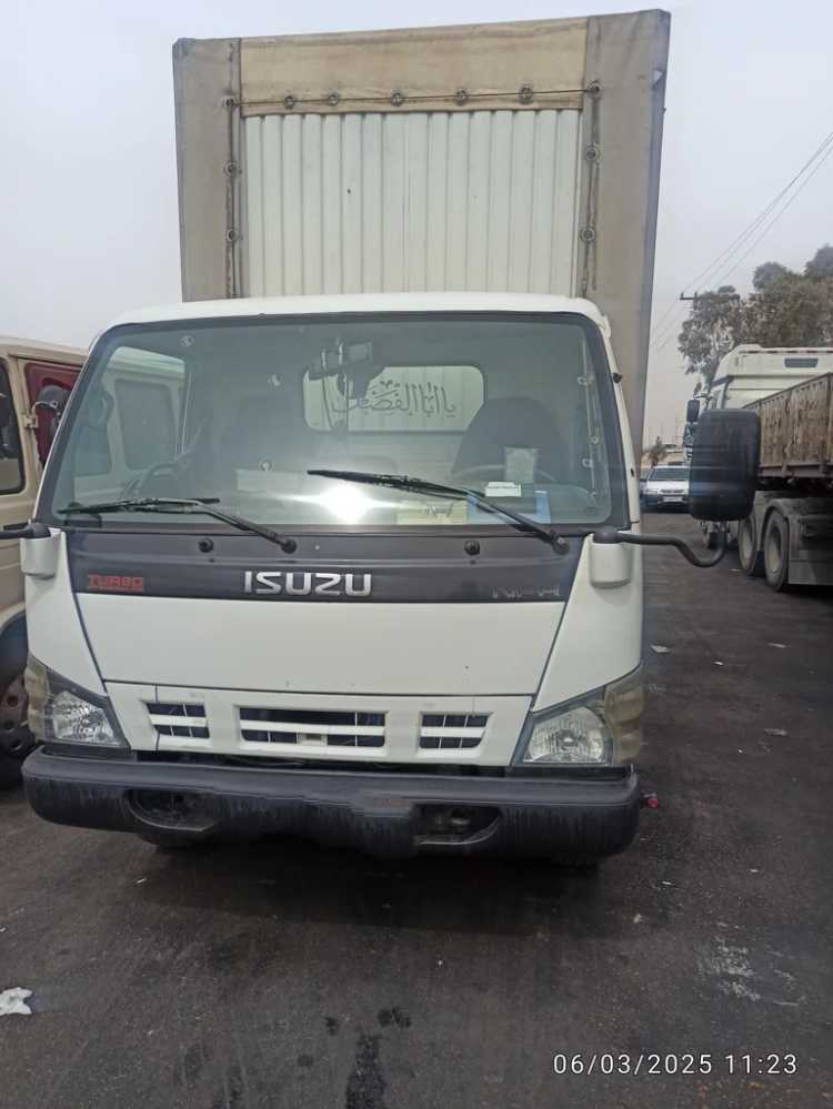 آگهی فروش کامیونت اتاق دار ایسوزو NPR 70L