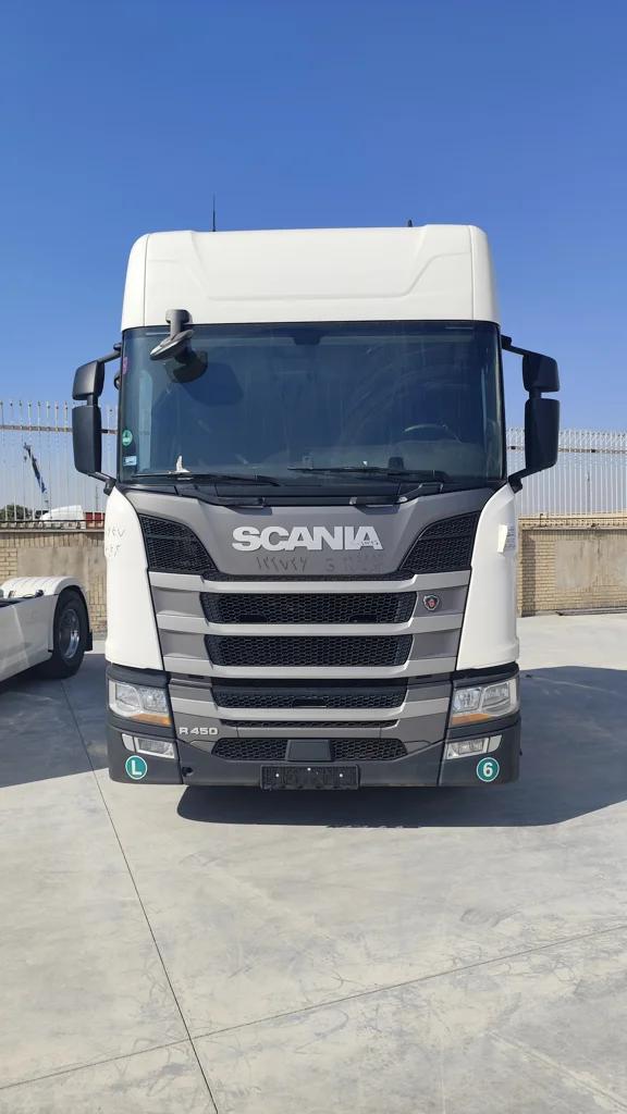 SC-102167-R-450-کشنده-اسکانیا
