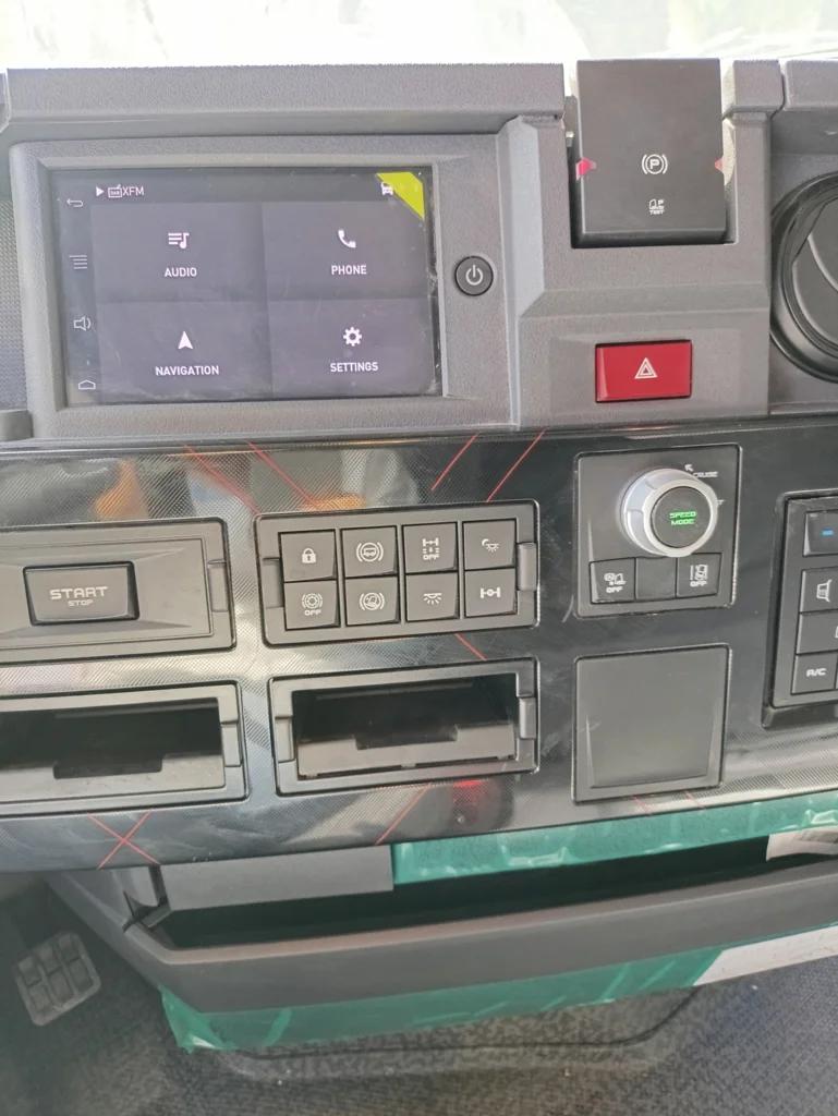 SC-103550-T-480-کشنده-رنو