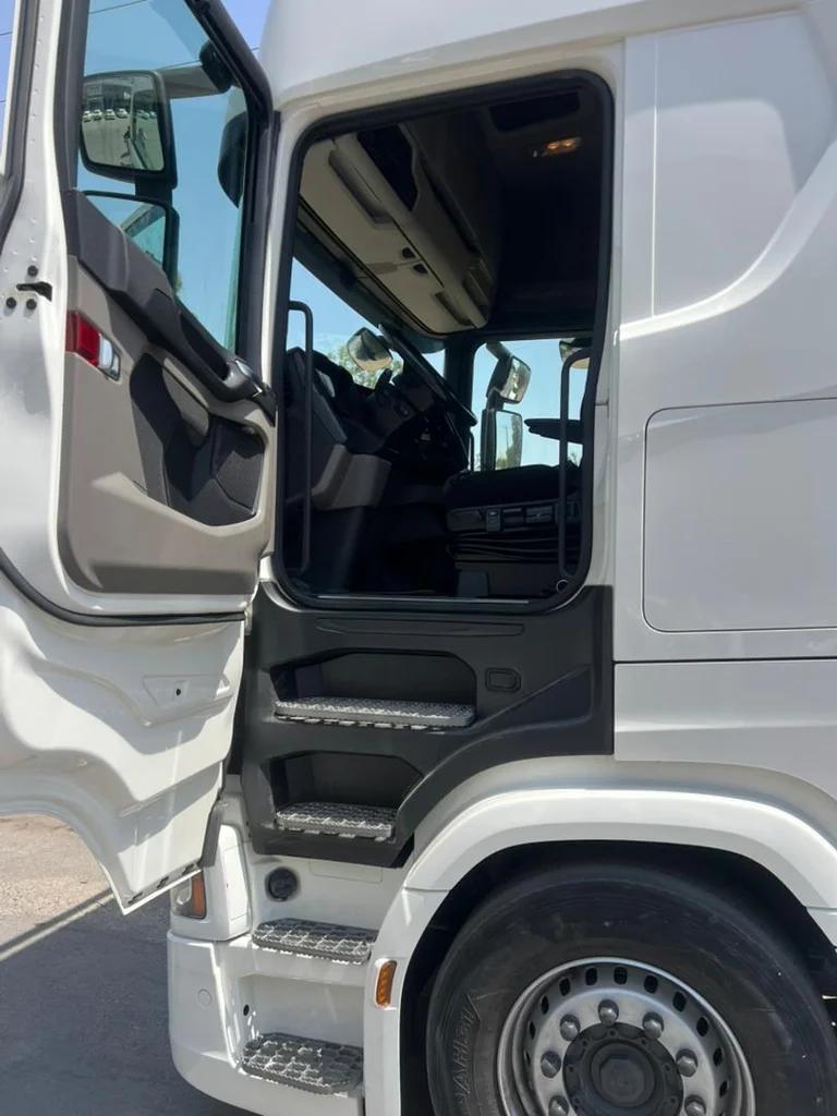 SC-103587-S-500-کشنده-اسکانیا