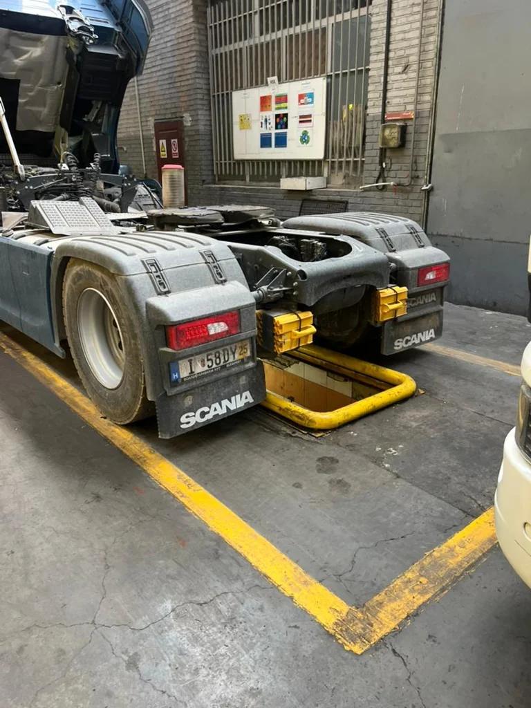 SC-103594-S-500-کشنده-اسکانیا