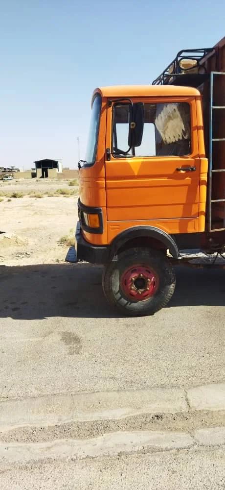 SC-103694-LPK-608-کامیونت-مرسدس-بنز