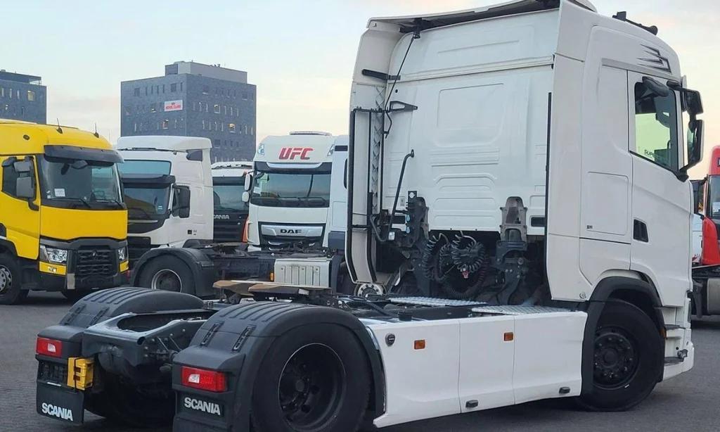 SC-103974-S-500-کشنده-اسکانیا