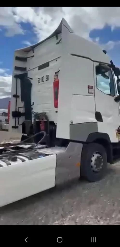 SC-104158-T-520-کشنده-رنو