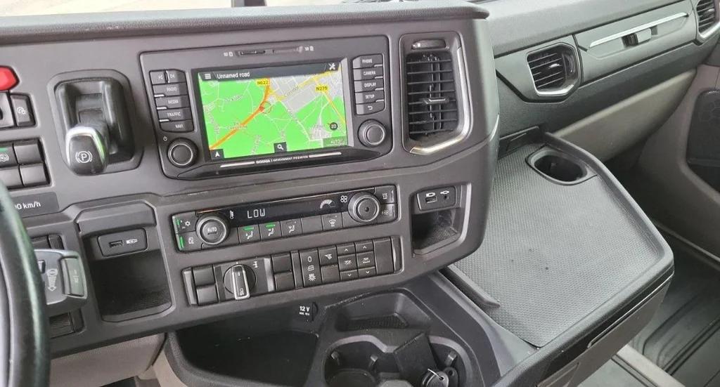 SC-104475-R-500-کشنده-اسکانیا