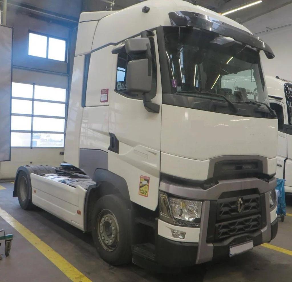 SC-104627-T-520-کشنده-رنو