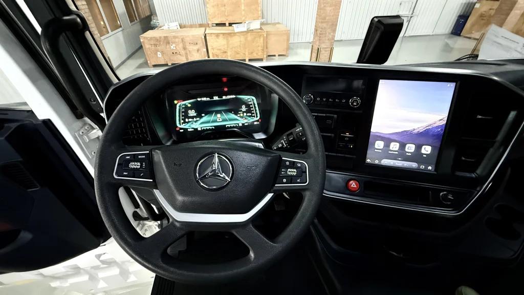 SC-105606-FD-525I-کشنده-سانی