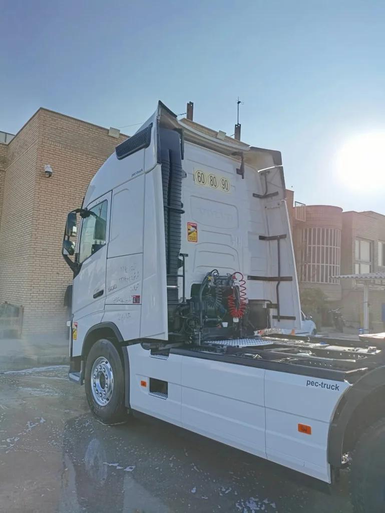 SC-105689-FH-500-کشنده-ولوو