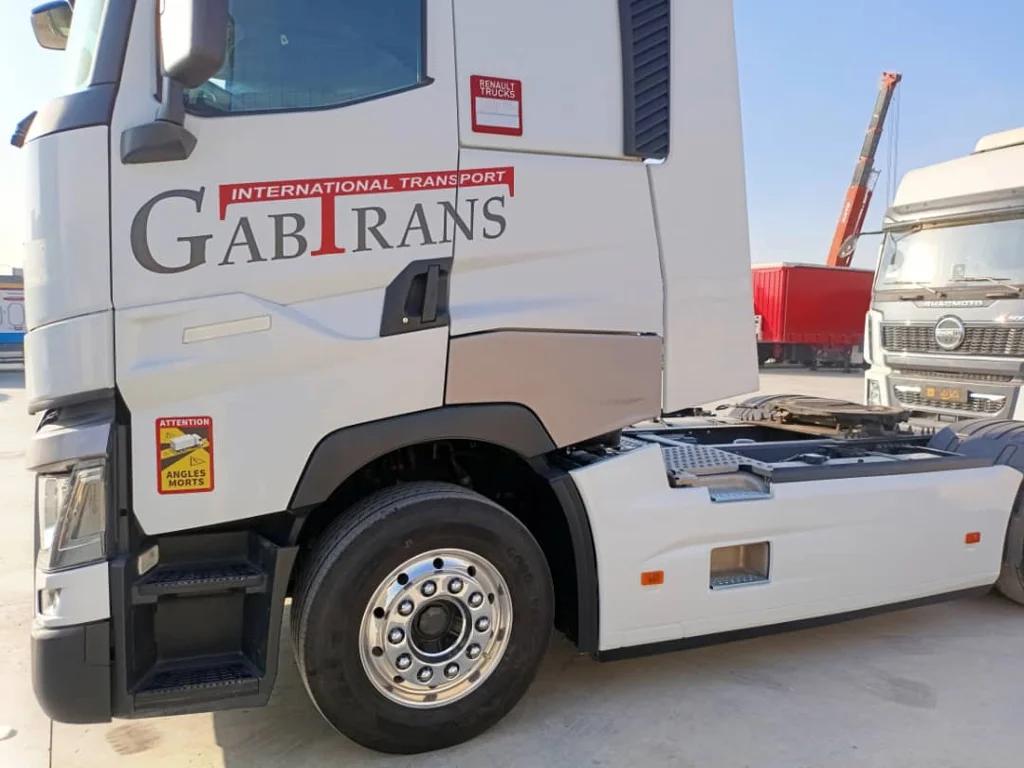 SC-105690-T-480-کشنده-رنو