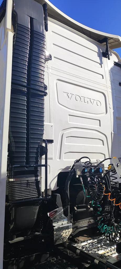 SC-105693-FH-500-کشنده-ولوو