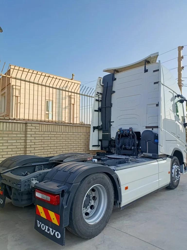 SC-105701-FH-500-کشنده-ولوو