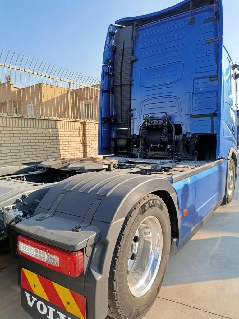 SC-105703-FH-500-کشنده-ولوو