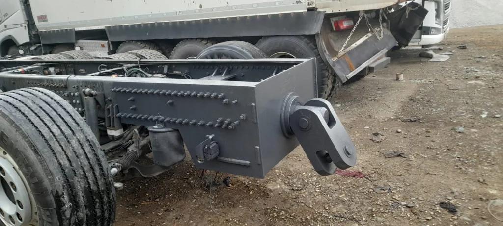 SC-105852-750-کشنده-ولوو