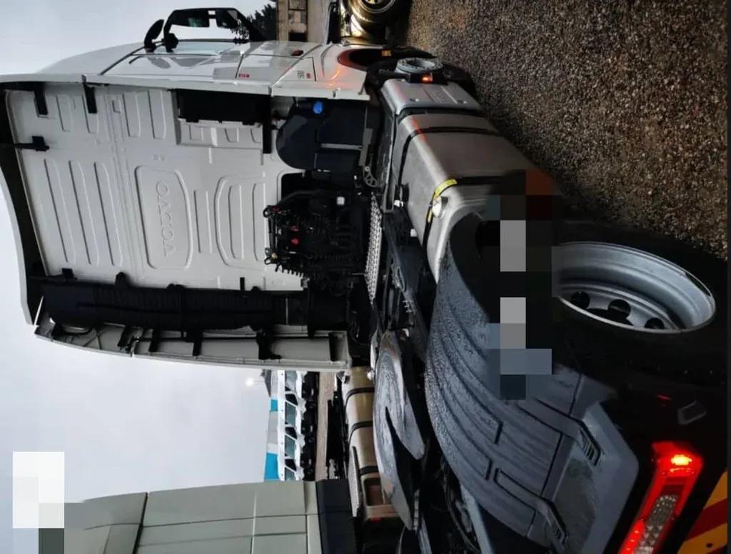 SC-105876-FH-500-کشنده-ولوو