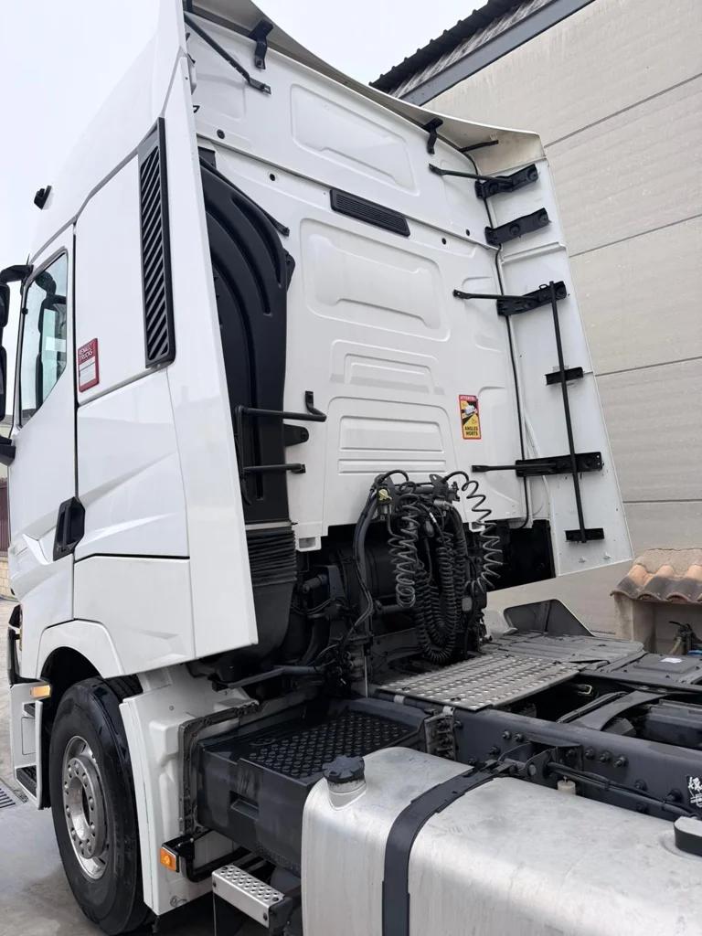 SC-106015-T-520-کشنده-رنو