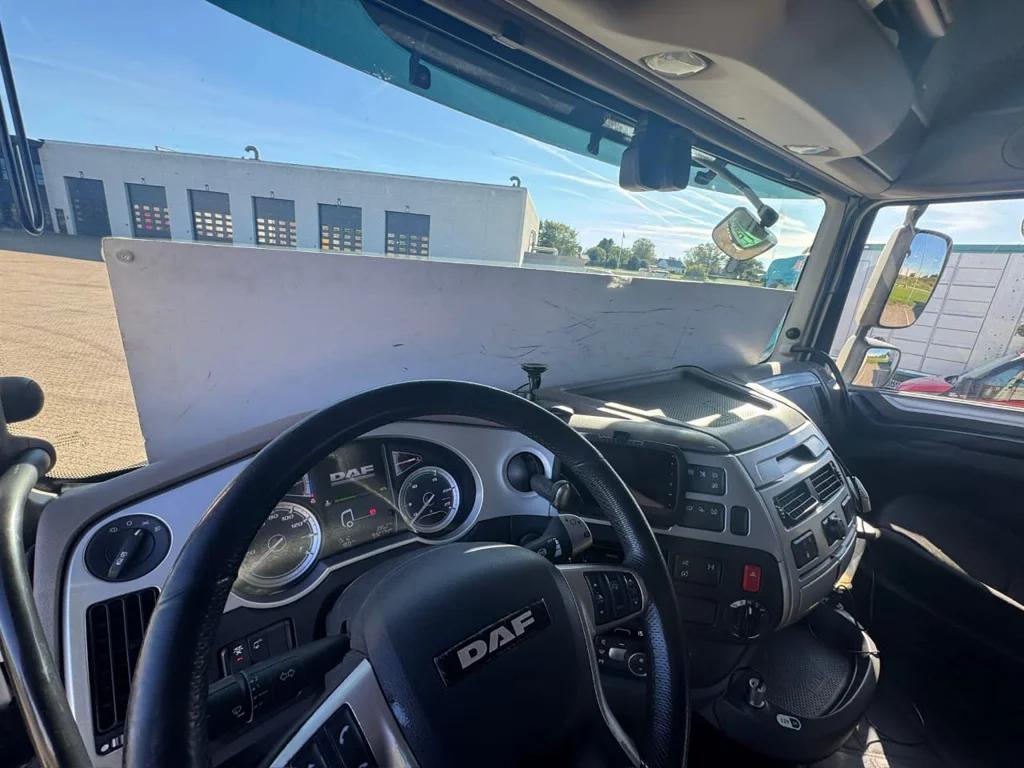 SC-106021-XF-530-کشنده-داف