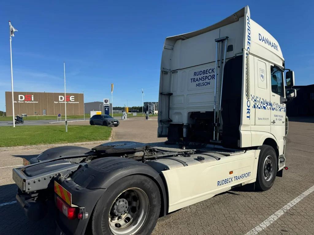 SC-106021-XF-530-کشنده-داف