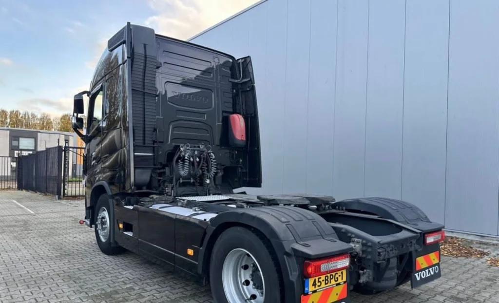 SC-106037-FH-500-کشنده-ولوو