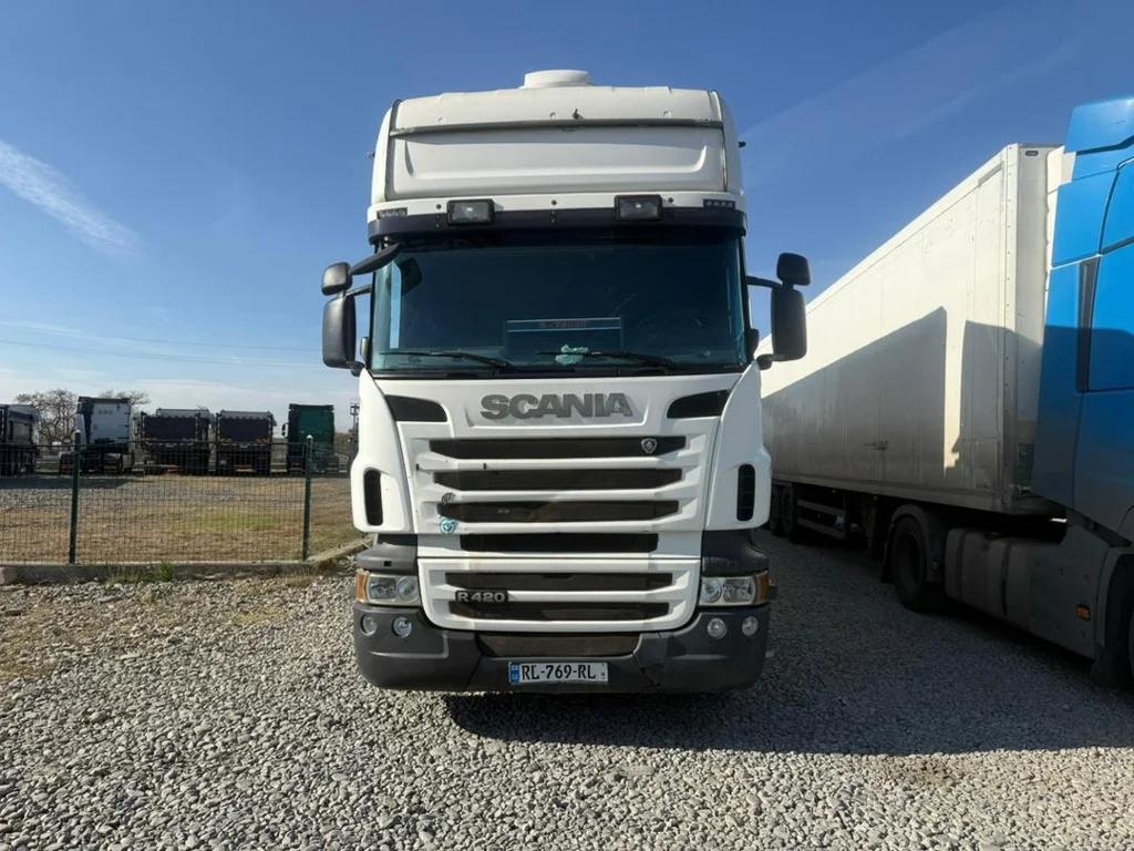 SC-106047-R-420-کشنده-اسکانیا