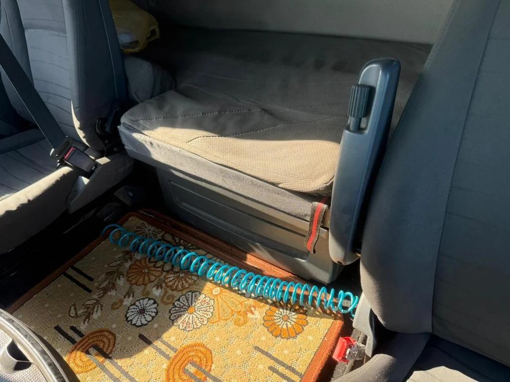 SC-106047-R-420-کشنده-اسکانیا