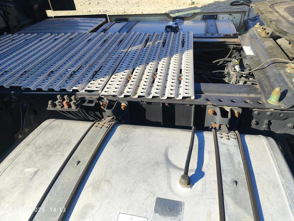 SC-106057-18.500-کشنده-مان