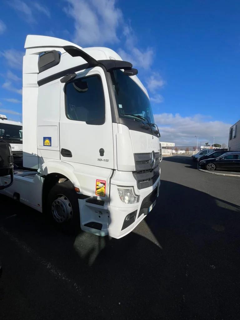 SC-106126-1845-ACTROS-کشنده-مرسدس-بنز