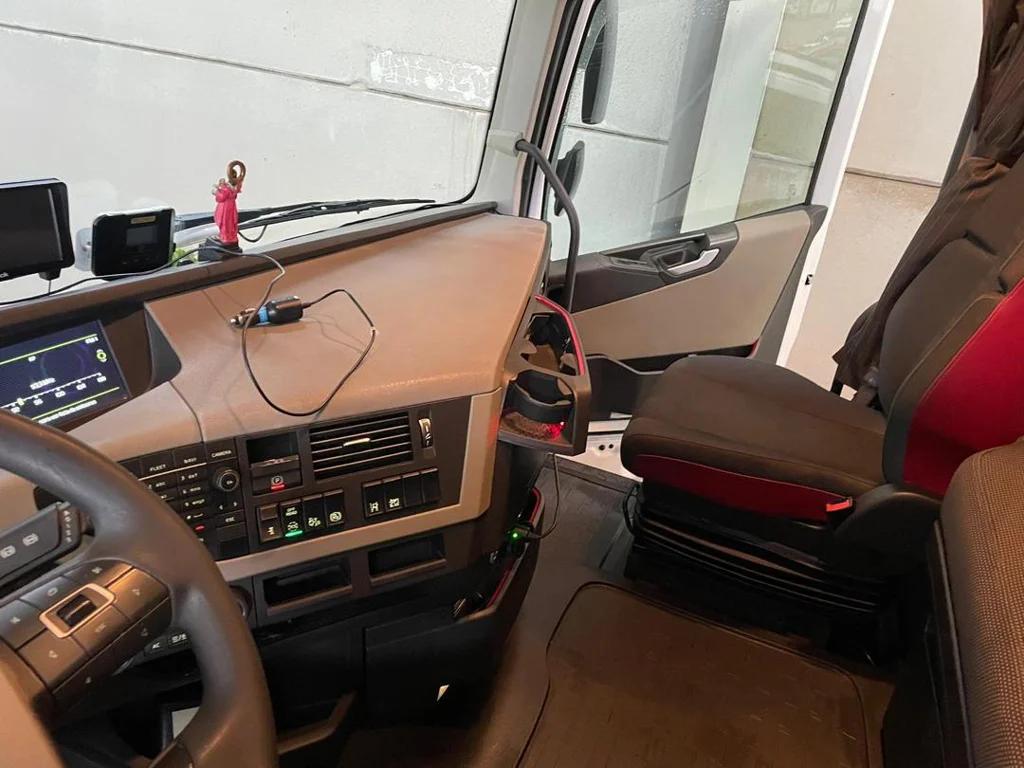 SC-106129-FH-500-کشنده-ولوو