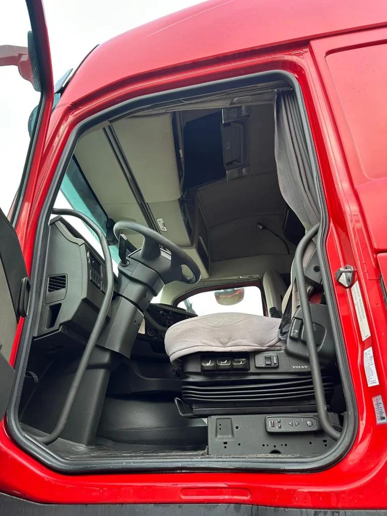 SC-106131-FH-500-کشنده-ولوو