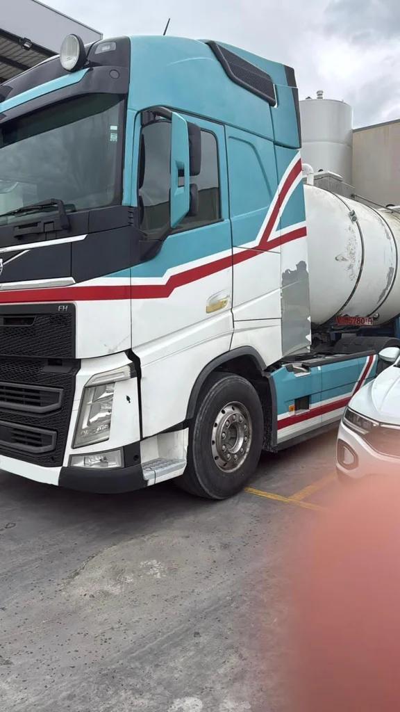 SC-106135-FH-500-کشنده-ولوو