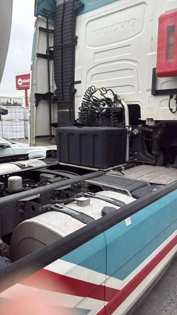 SC-106135-FH-500-کشنده-ولوو