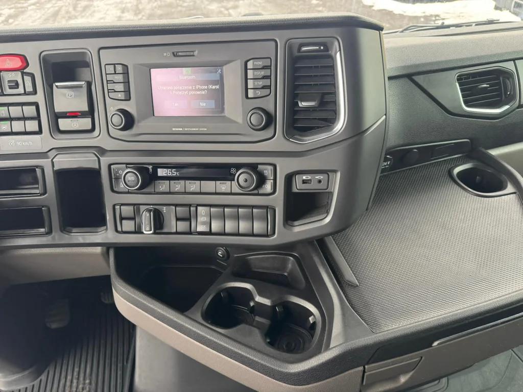 SC-106137-S-450-کشنده-اسکانیا