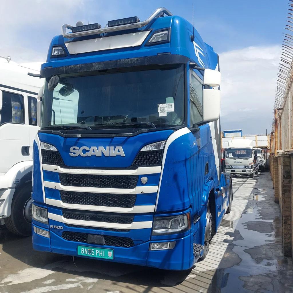 SC-106310-S-500-کشنده-اسکانیا