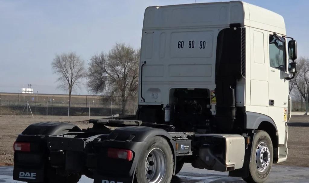 SC-106476-XF-530-کشنده-داف