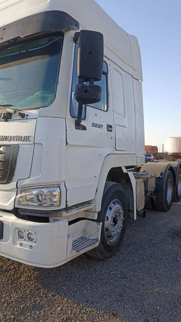 SC-106502-ZZS-4257-کشنده-سینو-تراک