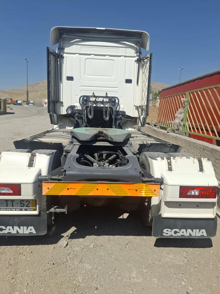 SC-106557-R-450-کشنده-اسکانیا