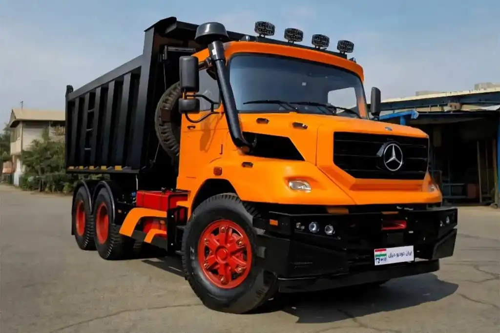 نمای جلو بنز واگن هود پلاس