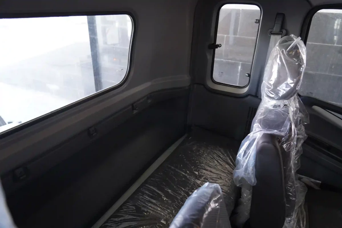 فضای استراحت راننده جای خواب دیما